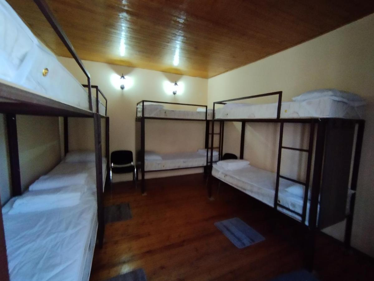 Wooden_Room_Hostel 예레반 외부 사진
