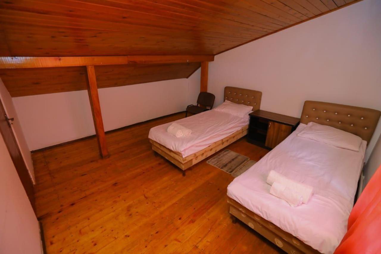 Wooden_Room_Hostel 예레반 외부 사진